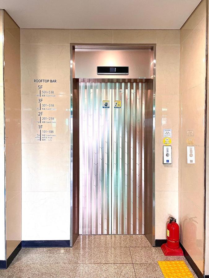 Nice Hotel Чеджудо Экстерьер фото