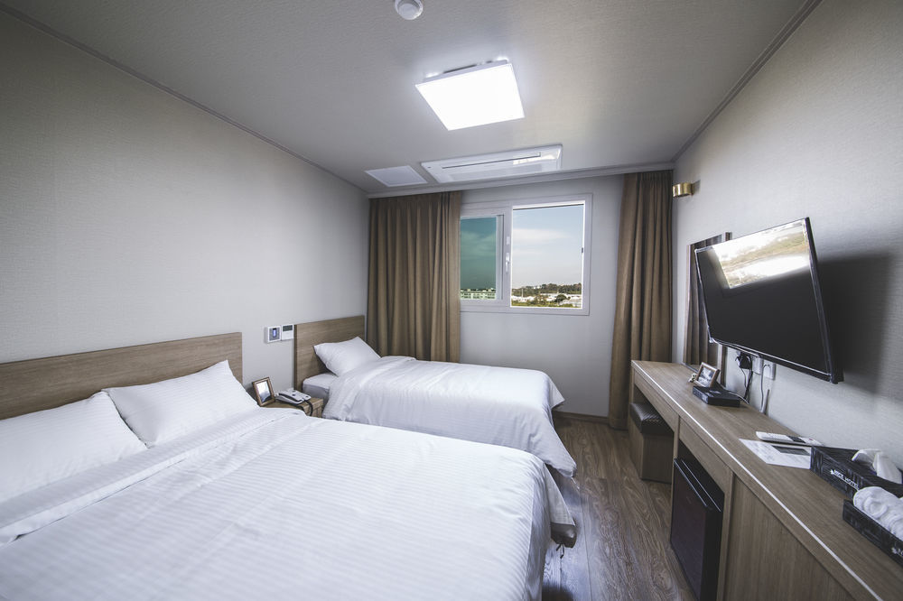 Nice Hotel Чеджудо Экстерьер фото